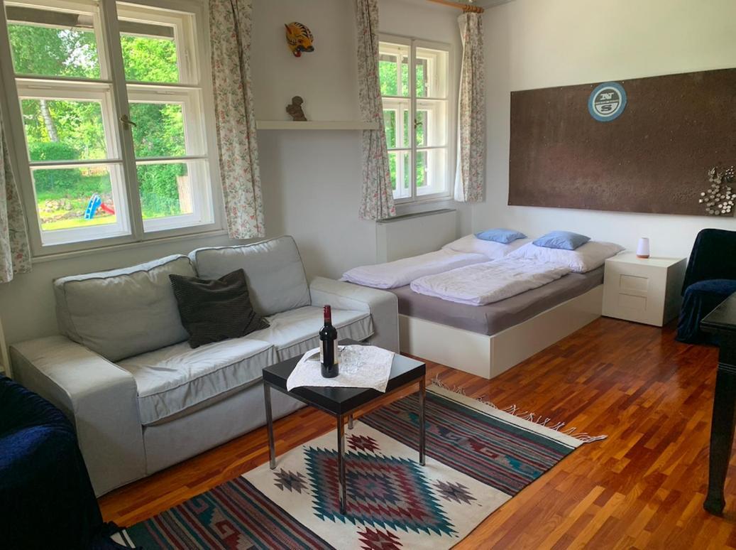 אינינג אם אמרזי Bed Bike & Breakfast, Zimmer Innerhalb Eines Privathauses Mit Gemeinschaftsbad מראה חיצוני תמונה