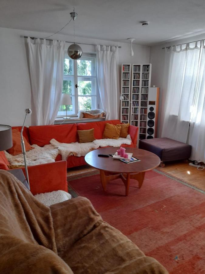 אינינג אם אמרזי Bed Bike & Breakfast, Zimmer Innerhalb Eines Privathauses Mit Gemeinschaftsbad מראה חיצוני תמונה
